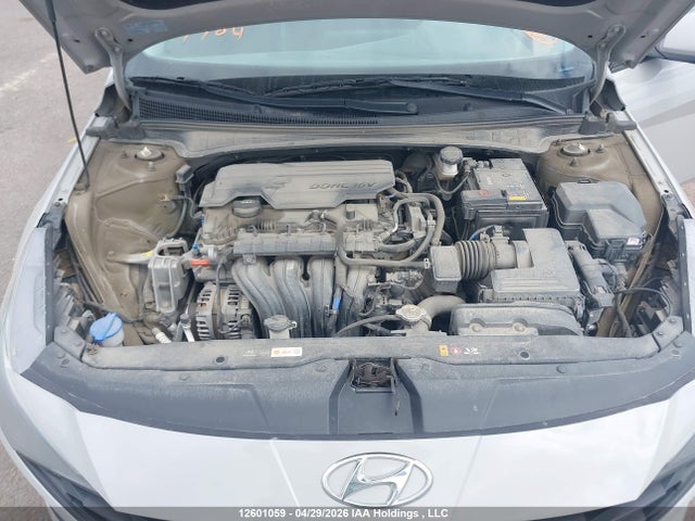KMHLM4AGXMU151460 Hyundai Elantra Preferred Ivt