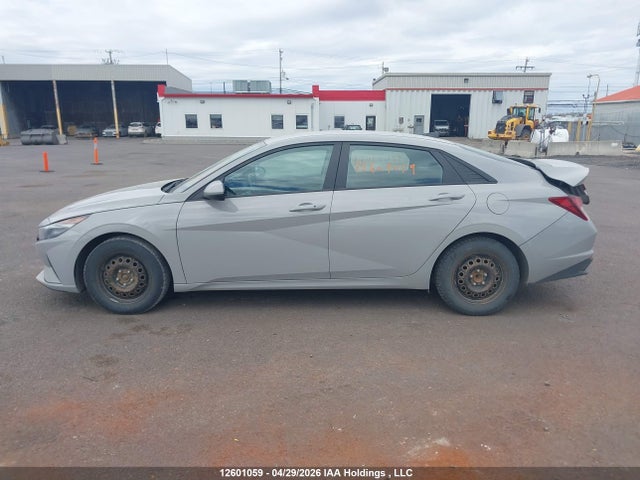 KMHLM4AGXMU151460 Hyundai Elantra Preferred Ivt