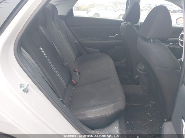 KMHLM4AGXMU151460 Hyundai Elantra Preferred Ivt