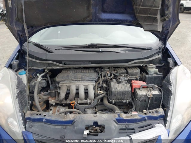 12622890 :رقم المزاد ، JHMGE8H55BC801795 vin ، 2011 Honda Fit Lx مزاد بيع