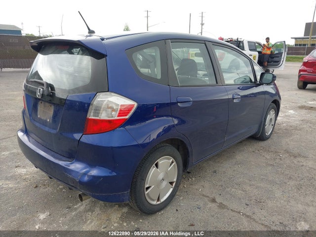12622890 :رقم المزاد ، JHMGE8H55BC801795 vin ، 2011 Honda Fit Lx مزاد بيع