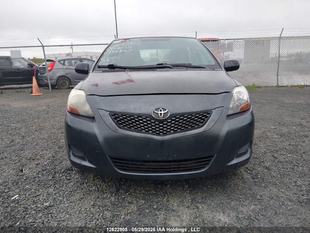 12622905 :رقم المزاد ، JTDBT923491334437 vin ، 2009 Toyota Yaris مزاد بيع