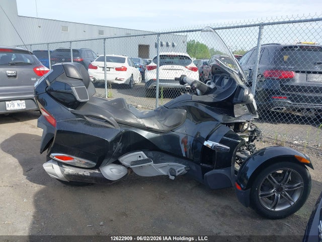 2010 Can-am Spyder Roadster Rt მანქანა იყიდება აუქციონზე, vin: 2BXJBLC1XAV000834, აუქციონის ნომერი: 12622909