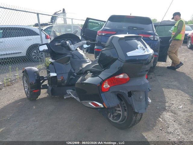2010 Can-am Spyder Roadster Rt მანქანა იყიდება აუქციონზე, vin: 2BXJBLC1XAV000834, აუქციონის ნომერი: 12622909