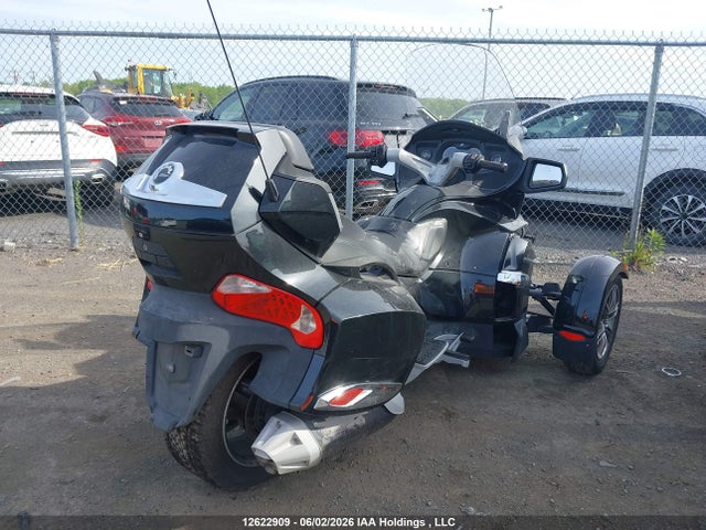 2010 Can-am Spyder Roadster Rt მანქანა იყიდება აუქციონზე, vin: 2BXJBLC1XAV000834, აუქციონის ნომერი: 12622909
