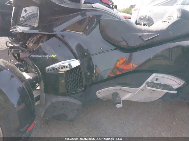 2010 Can-am Spyder Roadster Rt მანქანა იყიდება აუქციონზე, vin: 2BXJBLC1XAV000834, აუქციონის ნომერი: 12622909