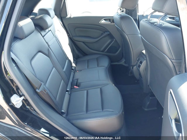 WDDMH4GB5HJ433771 Mercedes-Benz 250td