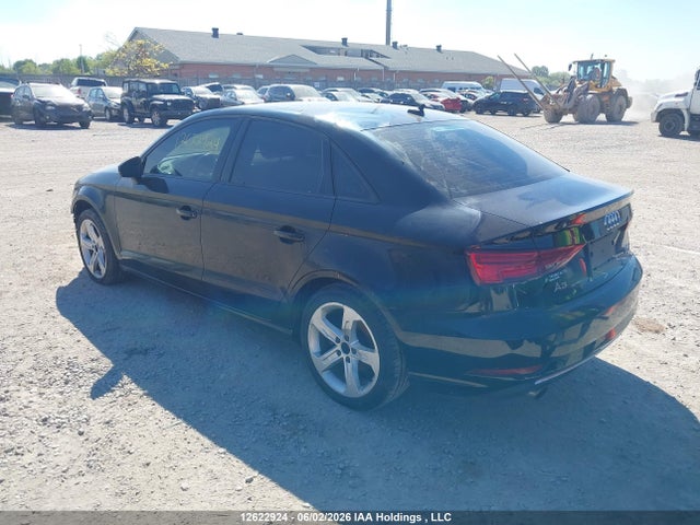 12622924 :رقم المزاد ، WAUB8GFF6J1015052 vin ، 2018 Audi A3 2.0t Komfort مزاد بيع