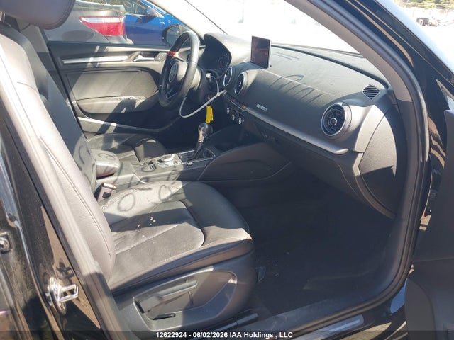 12622924 :رقم المزاد ، WAUB8GFF6J1015052 vin ، 2018 Audi A3 2.0t Komfort مزاد بيع