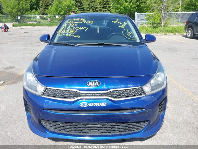 12622938 :رقم المزاد ، 3KPA25AB5JE151047 vin ، 2018 Kia Rio مزاد بيع