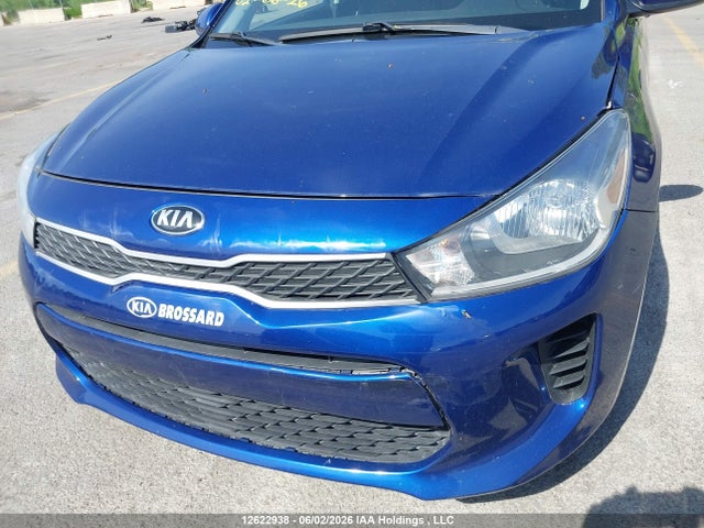 12622938 :رقم المزاد ، 3KPA25AB5JE151047 vin ، 2018 Kia Rio مزاد بيع