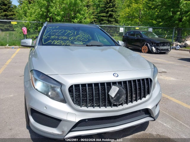 2015 Mercedes-benz Gla 250 4matic მანქანა იყიდება აუქციონზე, vin: WDCTG4GB9FJ142576, აუქციონის ნომერი: 12622951