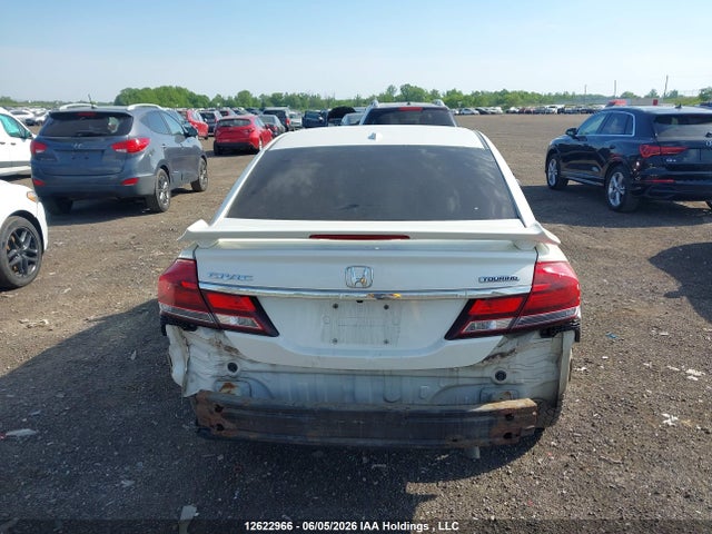 2013 Honda Civic Touring მანქანა იყიდება აუქციონზე, vin: 2HGFB2F73DH104506, აუქციონის ნომერი: 12622966