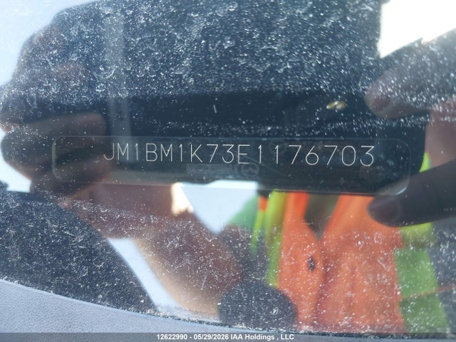 JM1BM1K73E1176703 Mazda MAZDA3