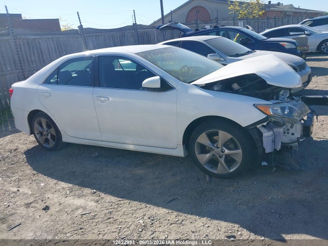 Продаж на аукціоні авто 2014 Toyota Camry L/se/le/xle, vin: 4T1BF1FK8EU806511, номер лоту: 12622993