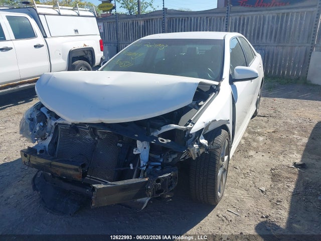 Продаж на аукціоні авто 2014 Toyota Camry L/se/le/xle, vin: 4T1BF1FK8EU806511, номер лоту: 12622993
