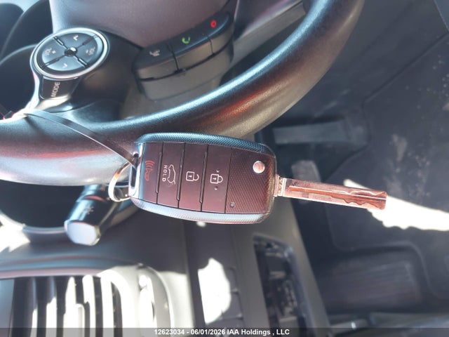 Продаж на аукціоні авто 2016 Kia Soul, vin: KNDJN2A21G7868883, номер лоту: 12623034