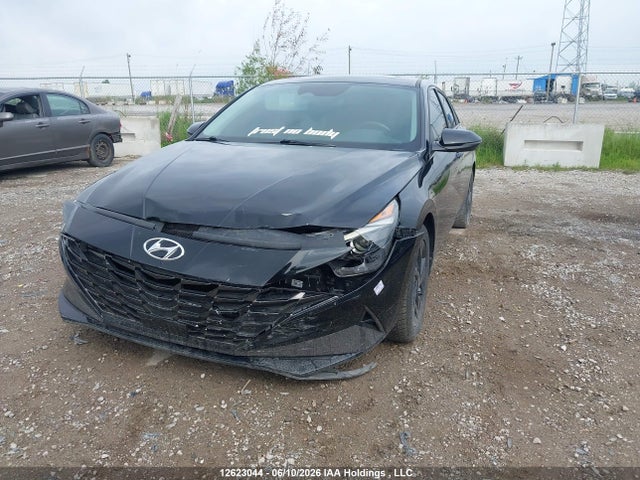 2022 Hyundai Elantra Hybrid Ultimate With Two-tone Interior მანქანა იყიდება აუქციონზე, vin: KMHLN4AJ9NU032180, აუქციონის ნომერი: 12623044