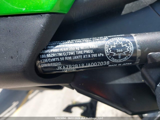 Kawasaki ZR900 2018 JKAZR2B18JA007038 Image 10