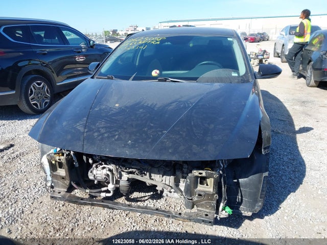 Продажа на аукционе авто 2022 Hyundai Elantra Preferred Ivt, vin: KMHLM4AG5NU323301, номер лота: 12623058