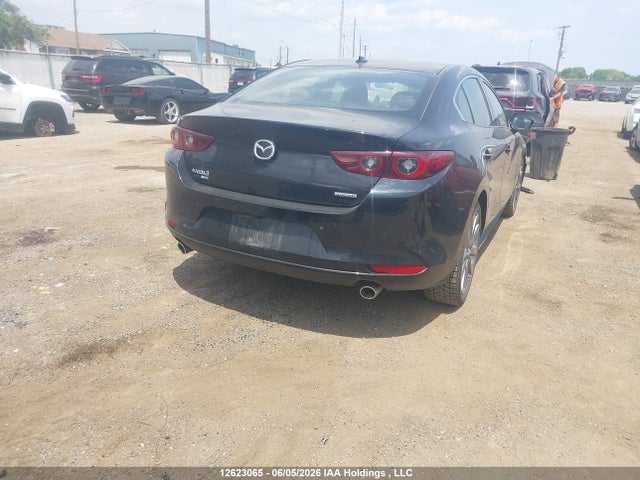 JM1BPBDM8S1797138 Mazda Mazda3 Gt