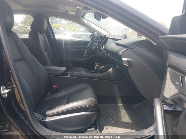 JM1BPBDM8S1797138 Mazda Mazda3 Gt