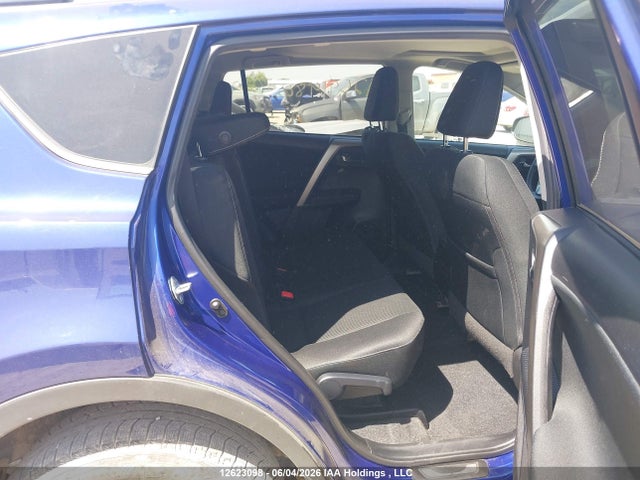 2015 Toyota Rav4 Xle მანქანა იყიდება აუქციონზე, vin: 2T3RFREV5FW402633, აუქციონის ნომერი: 12623098