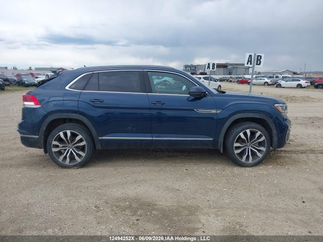 12494252 :رقم المزاد ، 1V2FE2CA4NC208138 vin ، 2022 Volkswagen Atlas Cross Sport 3.6 Fsi Execline مزاد بيع