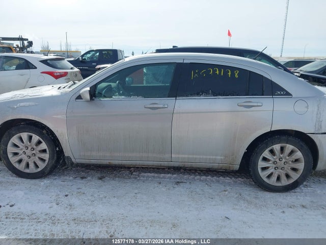 Aukcja sprzedaży 2011 Chrysler 200 Lx, vin: 1C3BC4FB8BN530615, numer aukcji: 12577178