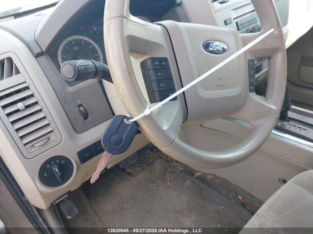 12620045 :رقم المزاد ، 1FMCU9D79AKC02558 vin ، 2010 Ford Escape Xlt Automatic مزاد بيع