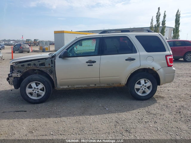 12620045 :رقم المزاد ، 1FMCU9D79AKC02558 vin ، 2010 Ford Escape Xlt Automatic مزاد بيع