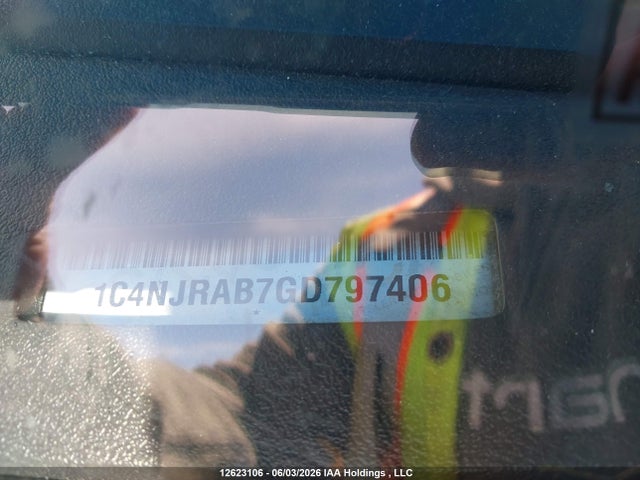 12623106 :رقم المزاد ، 1C4NJRAB7GD797406 vin ، 2016 Jeep Patriot Sport/north مزاد بيع