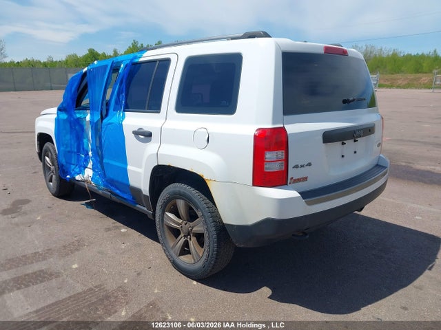 12623106 :رقم المزاد ، 1C4NJRAB7GD797406 vin ، 2016 Jeep Patriot Sport/north مزاد بيع