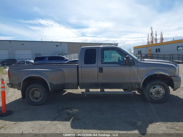 12609731 :رقم المزاد ، 1FTWX33P95EA32486 vin ، 2005 Ford F-350 Lariat/xl/xlt مزاد بيع