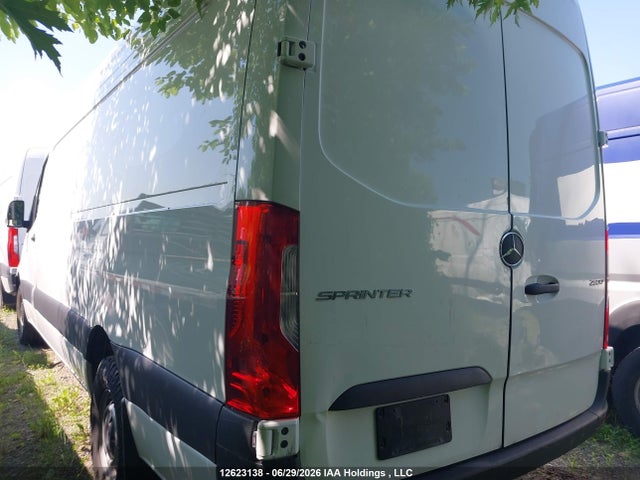 W1Y4KCHY2SP817533 Mercedes-Benz Sprinter 2500
