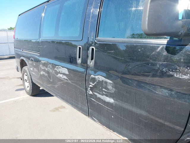 Продаж на аукціоні авто 2017 Chevrolet Express 2500 1wt, vin: 1GCWGBFF6H1110943, номер лоту: 12623151