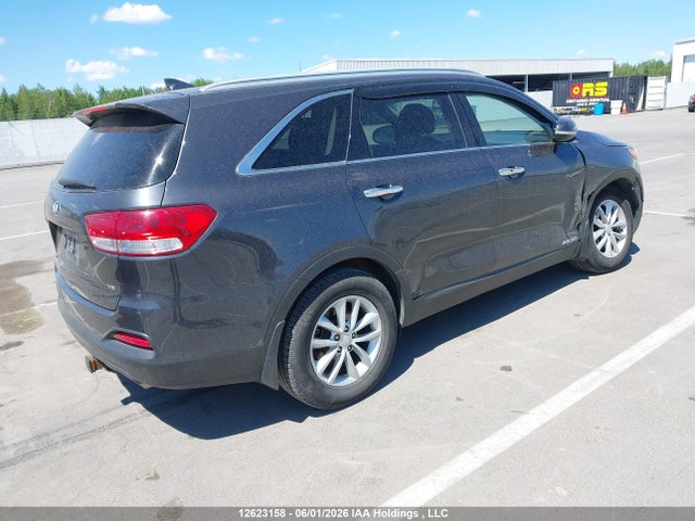 12623158 :رقم المزاد ، 5XYPGDA51JG391263 vin ، 2018 Kia Sorento 3.3l Lx مزاد بيع