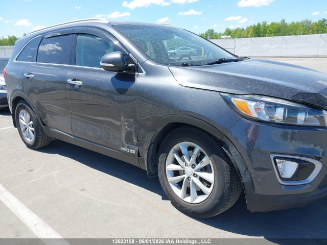 12623158 :رقم المزاد ، 5XYPGDA51JG391263 vin ، 2018 Kia Sorento 3.3l Lx مزاد بيع