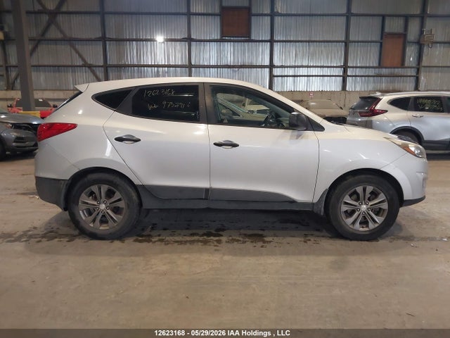 Продажа на аукционе авто 2015 Hyundai Tucson Gl, vin: KM8JT3AF3FU973791, номер лота: 12623168