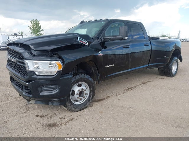 RAM 3500 Tradesman 2022 3C63RRGLXNG134662 Image 2