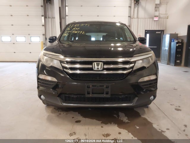 Honda Pilot Touring 2016 5FNYF6H97GB506492 Image 12