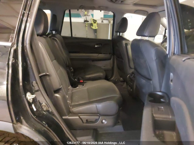 Honda Pilot Touring 2016 5FNYF6H97GB506492 Image 8
