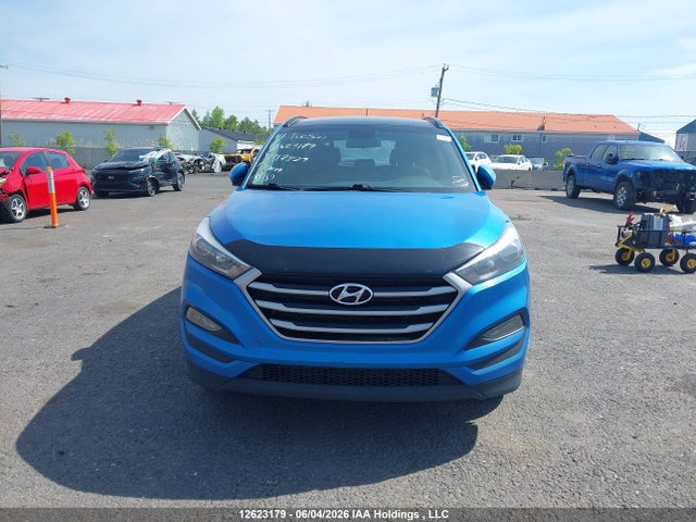 2017 Hyundai Tucson Se მანქანა იყიდება აუქციონზე, vin: KM8J3CA46HU317229, აუქციონის ნომერი: 12623179
