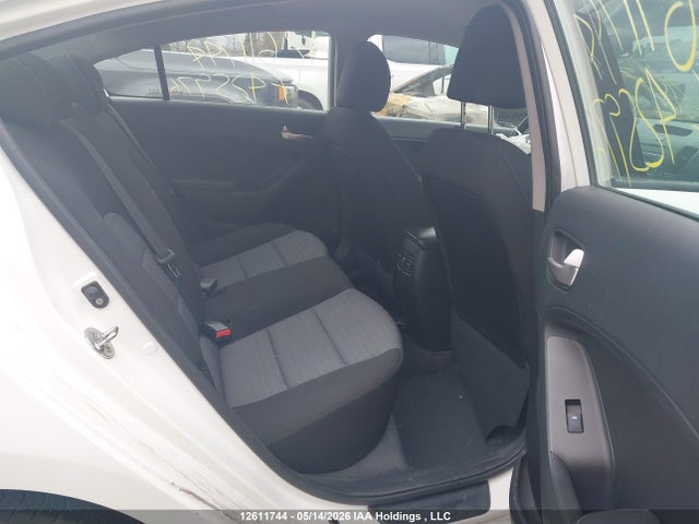 Aukcja sprzedaży 2015 Kia Forte 1.8l Lx/1.8l Lx+/lx+ Winter Edition, vin: KNAFX4A6XF5425976, numer aukcji: 12611744