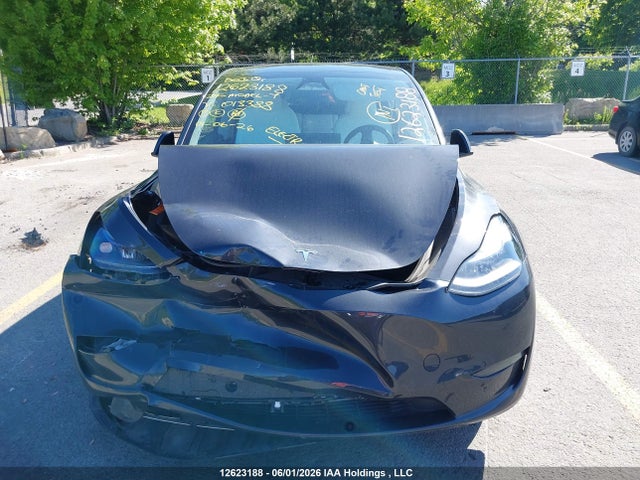 12623188 :رقم المزاد ، 7SAYGDEE0RF013388 vin ، 2024 Tesla Model Y مزاد بيع