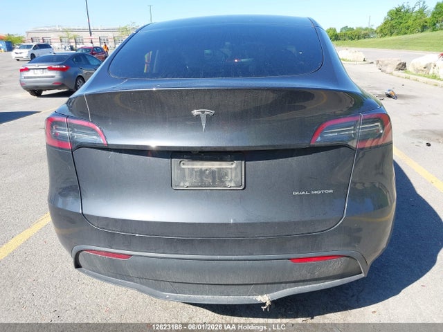 12623188 :رقم المزاد ، 7SAYGDEE0RF013388 vin ، 2024 Tesla Model Y مزاد بيع