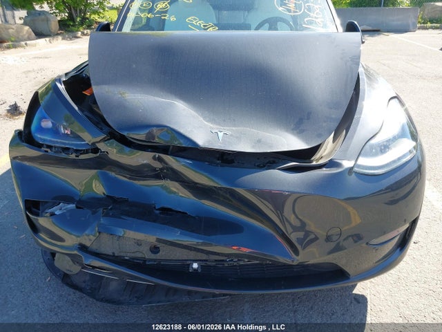 12623188 :رقم المزاد ، 7SAYGDEE0RF013388 vin ، 2024 Tesla Model Y مزاد بيع