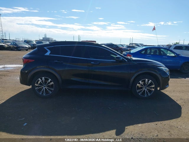 2017 Infiniti Qx30 მანქანა იყიდება აუქციონზე, vin: SJKCH5CR8HA023199, აუქციონის ნომერი: 12623193