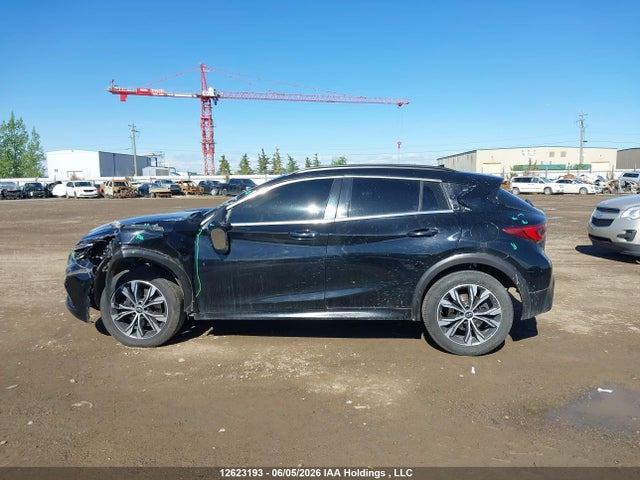 2017 Infiniti Qx30 მანქანა იყიდება აუქციონზე, vin: SJKCH5CR8HA023199, აუქციონის ნომერი: 12623193