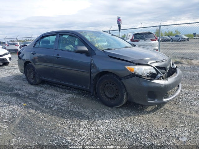 12623200 :رقم المزاد ، 2T1BU4EE3DC013877 vin ، 2013 Toyota Corolla S/le مزاد بيع